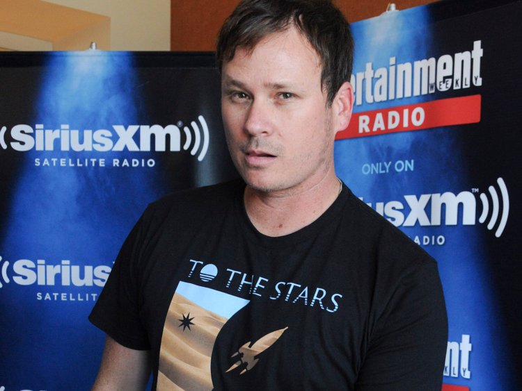 Aliens Exist: The U.S. Navy confirms UFO videos posted by Tom DeLonge ...