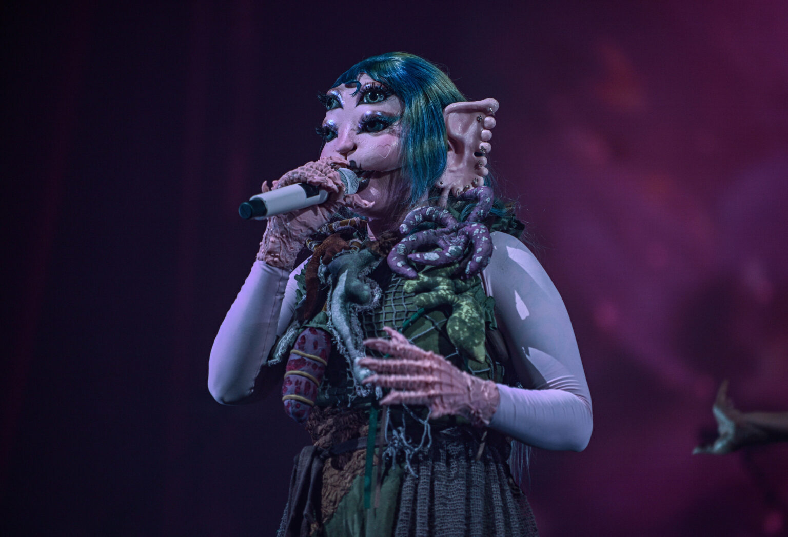 Melanie Martinez opens up "Portals" in Chicago for sold out show (Show